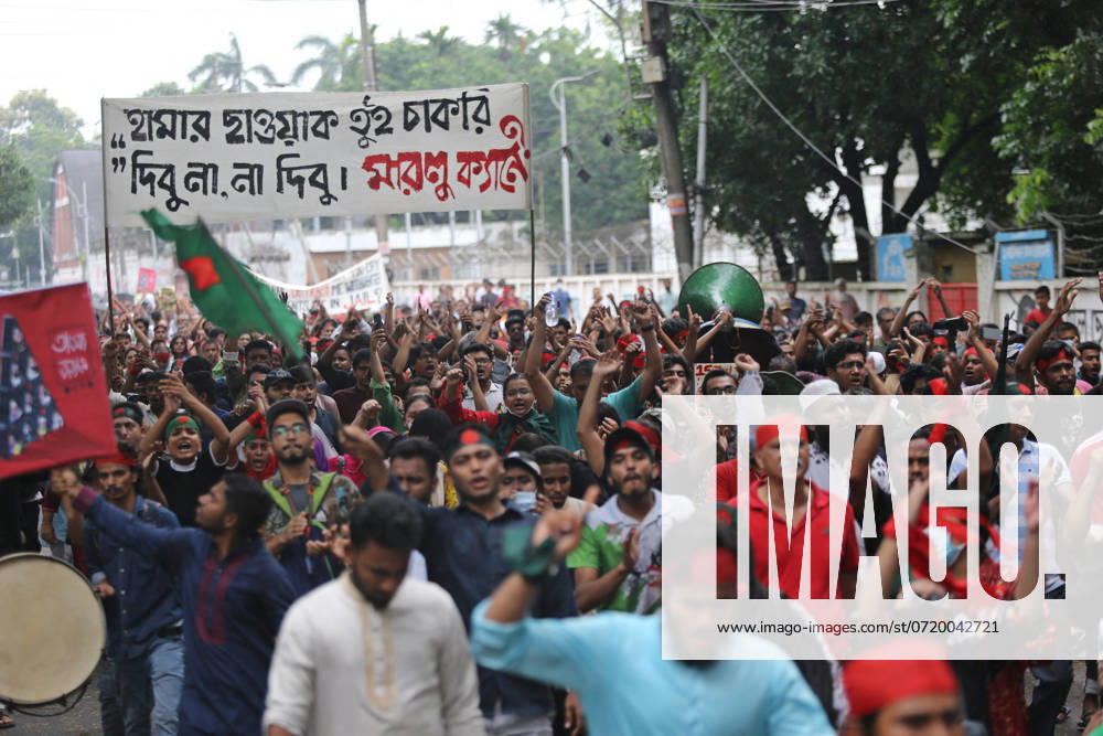 New Protests In Bangladesh Kill 2 - Dhaka Activists take part in a protest march as they demand justice for victims arrested and killed in the recent countrywide violence in Dhaka on August 2, 2024. Demonstrations in Bangladesh after August 2 prayers demanded justice for victims of nationwide unrest and police crackdown, after the release of protest leaders failed to quell public anger. Photo by Habibur Rahman ABACAPRESS.COM Dhaka Wari Bangladesh