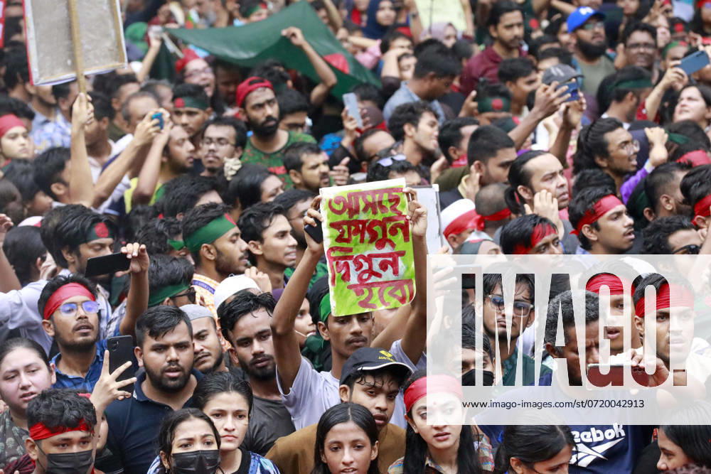 New Protests In Bangladesh Kill 2 - Dhaka Bangladeshi Students, teachers, parents, artist, representatives of civil society and leaders of various student organizations join a mass demonstration in Dhaka, Bangladesh, 02 August 2024. Thousands of people took part in a nationwide prayer and student procession to protest the massacre and mass arrests following recent protests by the Quota Reform Movement, which is demanding reforms to the government s job quota system. Authorities in Bangladesh have announced a gradual easing of a curfew imposed on July 20 after violence erupted in Dhaka and other regions following mass protests last week, allowing offices to open and some activities to take place, and partially restoring telecommunications