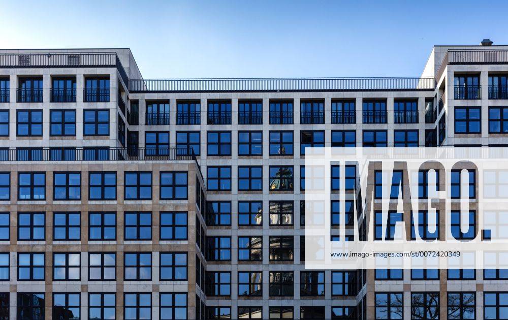IMAGO Creative: Architektur in Berlin Immobilie 1020908643