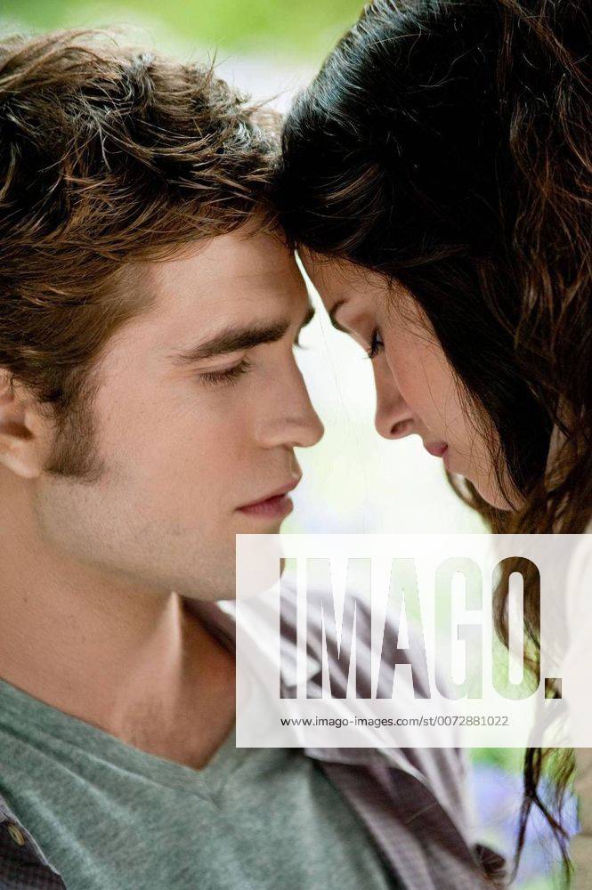 RELEASE DATE: June 30, 2010. MOVIE TITLE: The Twilight Saga: Eclipse. STUDIO: Summit Entertainment. PLOT: As a string of mysterious killings grips Seattle, Bella, whose high school graduation is fast approaching, is forced to choose between her love for vampire Edward and her friendship with werewolf Jacob. PICTURED: ROBERT PATTINSON as Edward Cullen and KRISTEN STEWART as Bella Swan. - ZUMAg90_