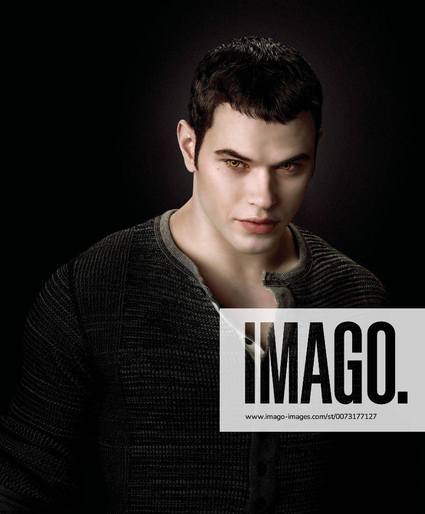RELEASE DATE: November 20, 2009. MOVIE TITLE: Twilight: New Moon. STUDIO: Imprint Entertainment. PLOT: After Bella recovers from the vampire attack that almost claimed her life, she looks to celebrate her birthday with Edward and his family. However, a minor accident during the festivities results in Bella s blood being shed, a sight that proves too intense for the Cullens, who decide to leave the town of Forks, Washington for Bella and Edward s sake. Initially heartbroken, Bella finds a form of comfort in reckless living, as well as an even-closer friendship with Jacob Black. Danger in different forms awaits. PICTURED: KELLAN LUTZ as Emmett Cullen. - ZUMAg90_