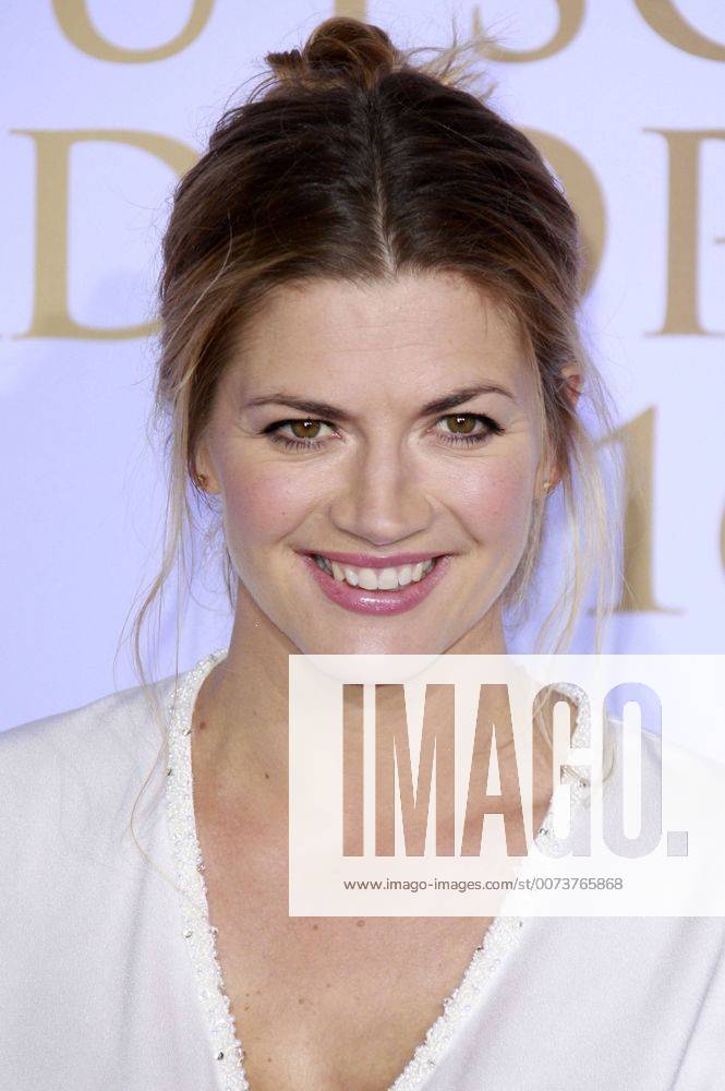 Nina Bott bei der Verleihung des Deutschen Radiopreises 2016 im Schuppen 52. Hamburg, 06.10.2016 Foto:xFuturexImage