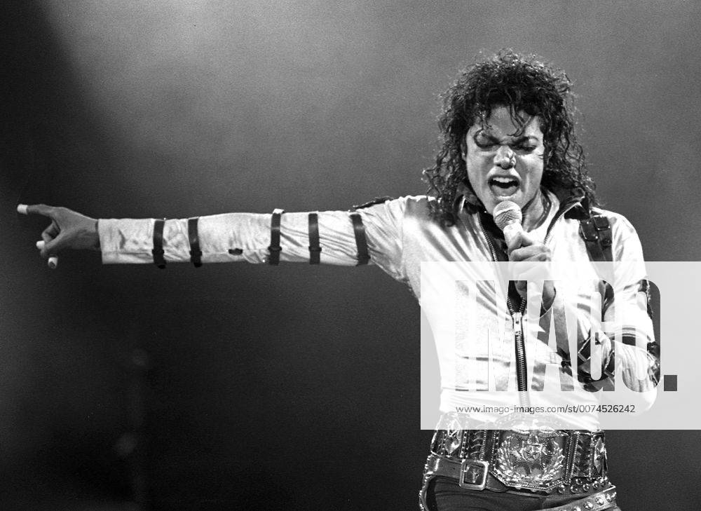Jun 26, 2009 - Liverpool, Merseyside, United Kingdom - Michael Joseph Jackson (Aug. 29, 1958 - Jun. 25, 2009) American recording artist, entertainer, and businessman Ð the King of Pop. Seventh child of the Jackson family, he debuted on the professional music scene at the age of 11 as a member of The Jackson 5. Solo career in 1971. ÊFive of his solo studio albums are among the world s best-selling records: Off the Wall (1979), Thriller (1982), Bad (1987), Dangerous (1991) and HIStory (1995). Jacko s MTV videos were legendary, such as Beat It , Billie Jean , Thriller , Black or White and Scream - credited for transforming the music video into an art form. Jackson popularized a number of physically complicated dance techniques, such as the robot and the moonwalk. Distinctive musical sound and vocal style influenced hip hop, pop and contemporary R&B artists. Personal life, included - ZUMAm23_ 20090626_jab_m23_416