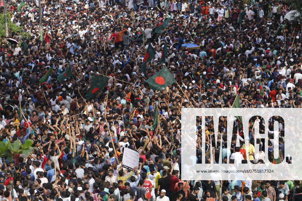 People Celebrates In Bangladesh Anti-government protestors are celebrating in Shahbag after the fall of the country s Prime Minister Sheikh Hasina after a deadly clash between police, pro-government forces, and anti-Quota protesters in Dhaka, Bangladesh, on August 5, 2024. Dhaka Bangladesh