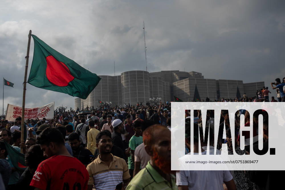 Protests In Bangladesh People are celebrating at the Parliament House after the fall of the country s Prime Minister Sheikh Hasina in Dhaka, Bangladesh, on August 6, 2024. Dhaka Bangladesh