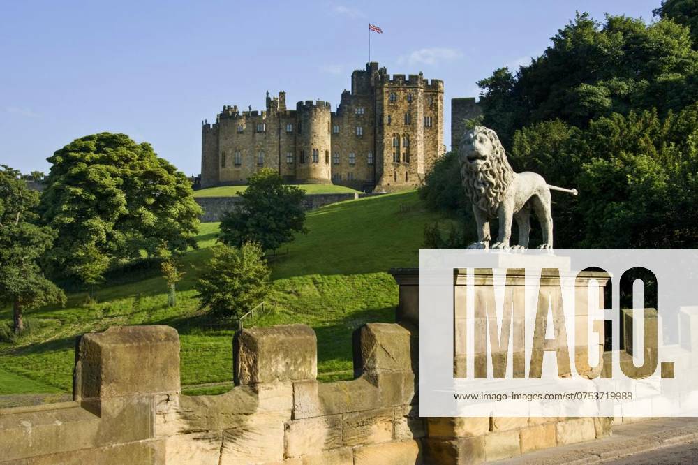 Alnwick Castle in Northumberland - England, Alnwick Castle in the town of Alnwick in Northumberland in northeast England. Dates from 1096AD when Yves de Vescy became Baron of Alnwick and erected the earliest parts of the castle., Alnwick Castle in the town of Alnwick in Northumberland in northeast England. Dates from 1096AD when Yves de Vescy became Baron of Alnwick and erected the earliest parts of the castle., 03.03.2024,