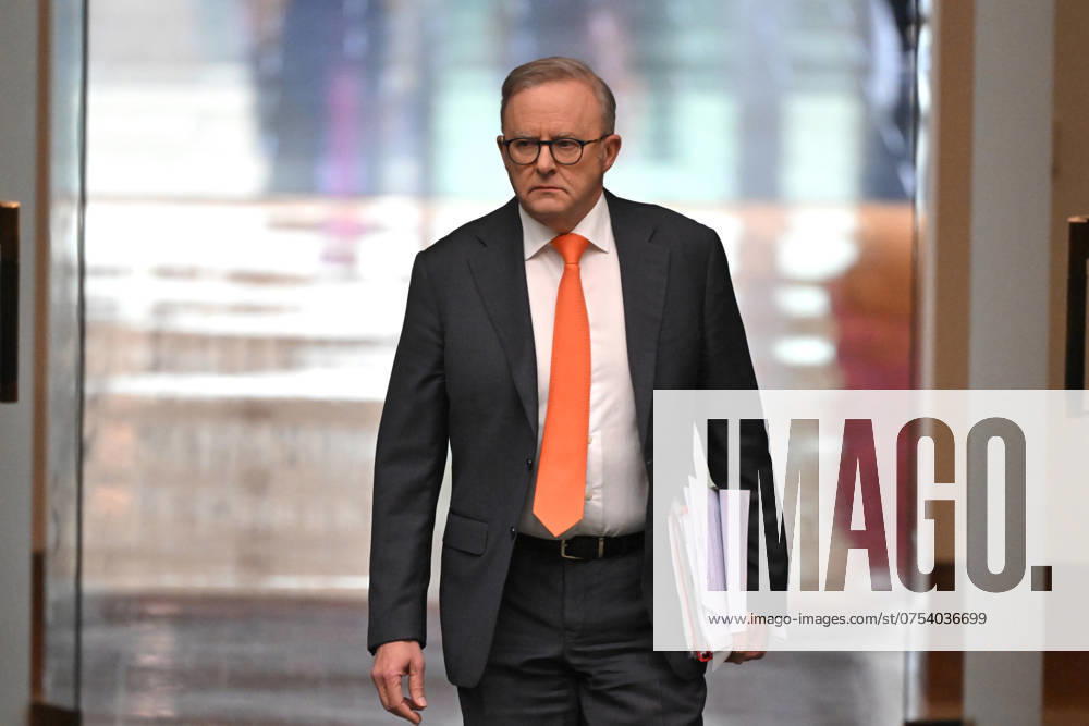 QUESTION TIME, Prime Minister Anthony Albanese arrives for Question Time in the House of Representatives at Parliament House in Canberra, Tuesday, August 13, 2024. ( NO ARCHIVING, , NO USE IN BOOKS WITHOUT CONSENT CANBERRA AUSTRALIAN CAPITAL TERRITORY AUSTRALIA PARLIAMENT HOUSE