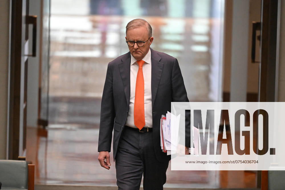 QUESTION TIME, Prime Minister Anthony Albanese arrives for Question Time in the House of Representatives at Parliament House in Canberra, Tuesday, August 13, 2024. ( NO ARCHIVING, , NO USE IN BOOKS WITHOUT CONSENT CANBERRA AUSTRALIAN CAPITAL TERRITORY AUSTRALIA PARLIAMENT HOUSE
