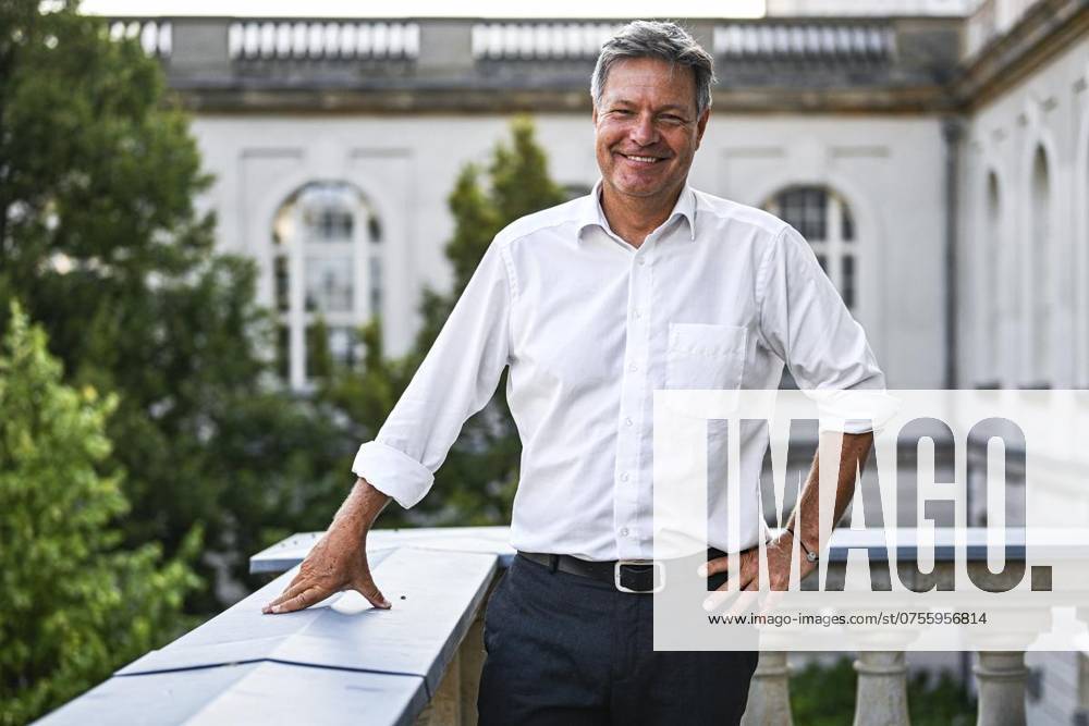 Robert Habeck (Bündnis 90 Die Grünen) Bundesminister für Wirtschaft und Klimaschutz der Bundesrepublik Deutschland, fotografiert am 20.08.2024 in Berlin. Deutschland Berlin Berlin