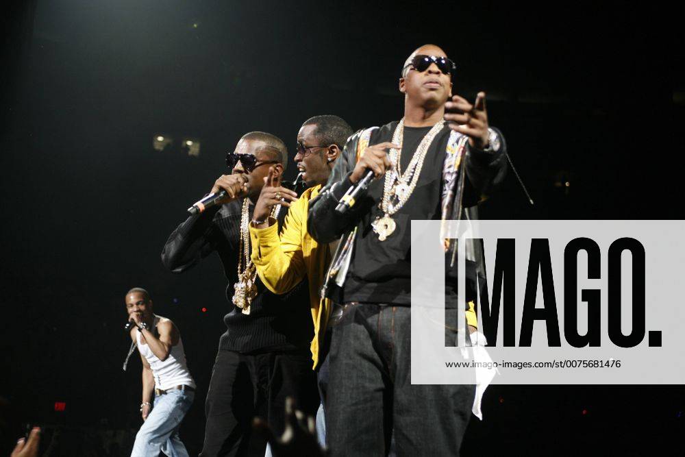Aug 23, 2007 - New York, NY, USA - Headliner T.I., KANYE WEST and SEAN P. DIDDY COMBS and JAY-Z performing at the Scream Tour at Madison Square Garden. - ZUMAa29_ 20070823_jac_a29_448