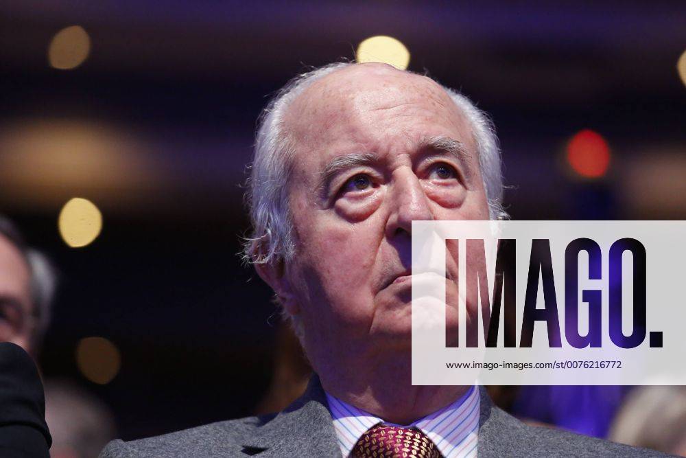 Edouard Balladur - Nominierungsparteitag der Partei Les Republicains in Paris, Frankreich - 14 01 2017 StephenCaillet Panoramic