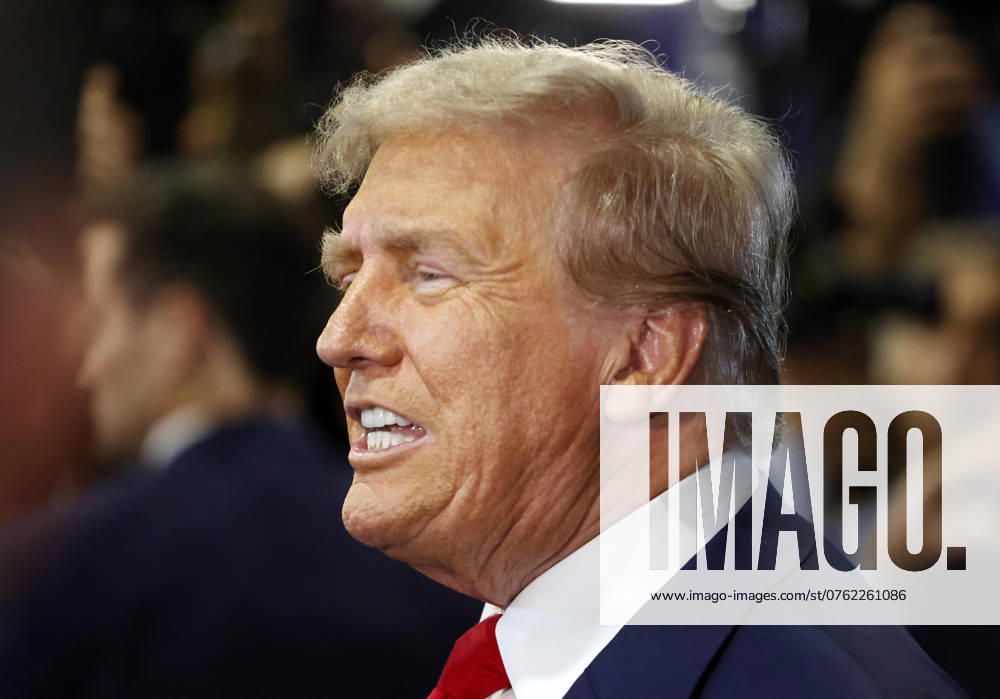 Former President Donald J. Trump talking to reporters at the 2024 Presidential Debate between Vice President Kamala Harris and Former President Donald J. Trump at National Constitution Center in Philadelphia, PA. September 10, 2024. Philadelphia United States - ZUMAp281 20240910_zea_p281_046