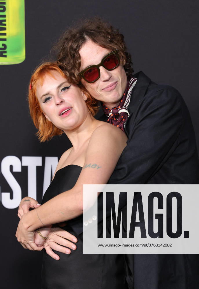 The Substance Premiere - LA Tallulah Willis, Justin Acee, At Los Angeles Premiere Of The Substance at DGA Theater Complex in Los Angeles, CA, USA on September 16 2024. Photo by Fati S ABACAPRESS.COM Los Angeles CA United States