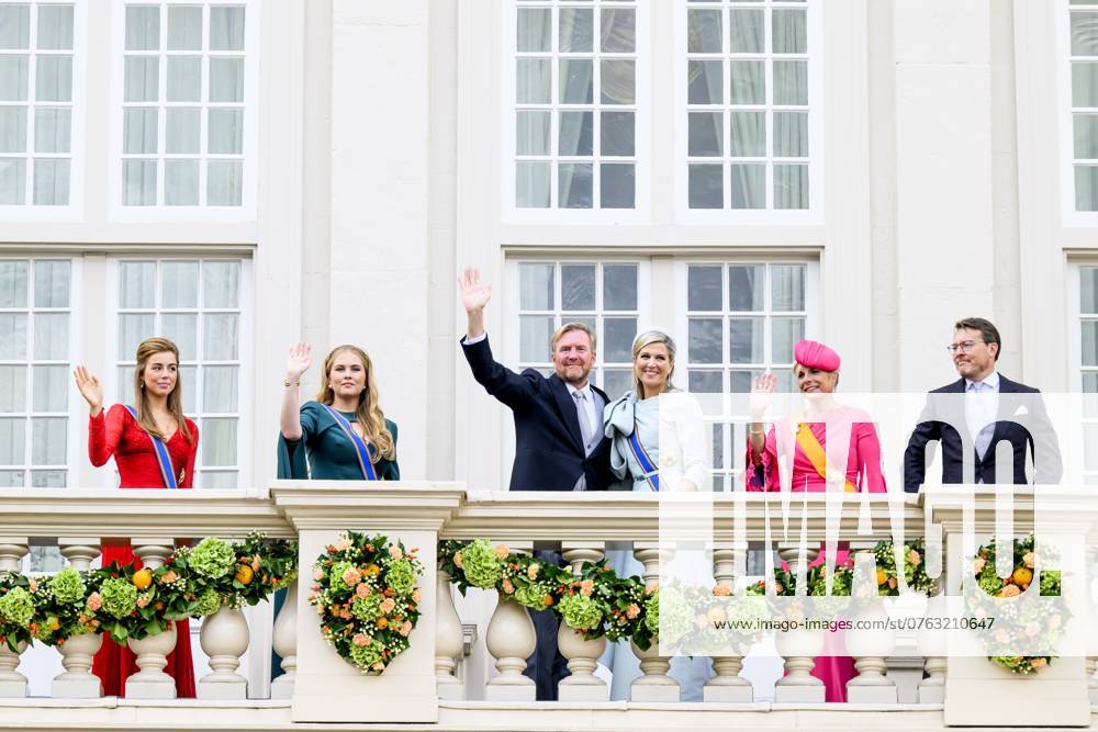Den Haag, The Netherlands, 2024-09-17 14:22:26 THE HAGUE, 17-09-2024, Noordeinde PalaceKing Willem Alexander and Queen Maxima with Princess Amalia and Princess Alexia and Prince Constantijn with Princess Laurentien during Princess Day on the balcony of Noordeinde Palace PHOTO: NL Beeld Patrick van Emst Credit: NL Beeld Patrick van Emst