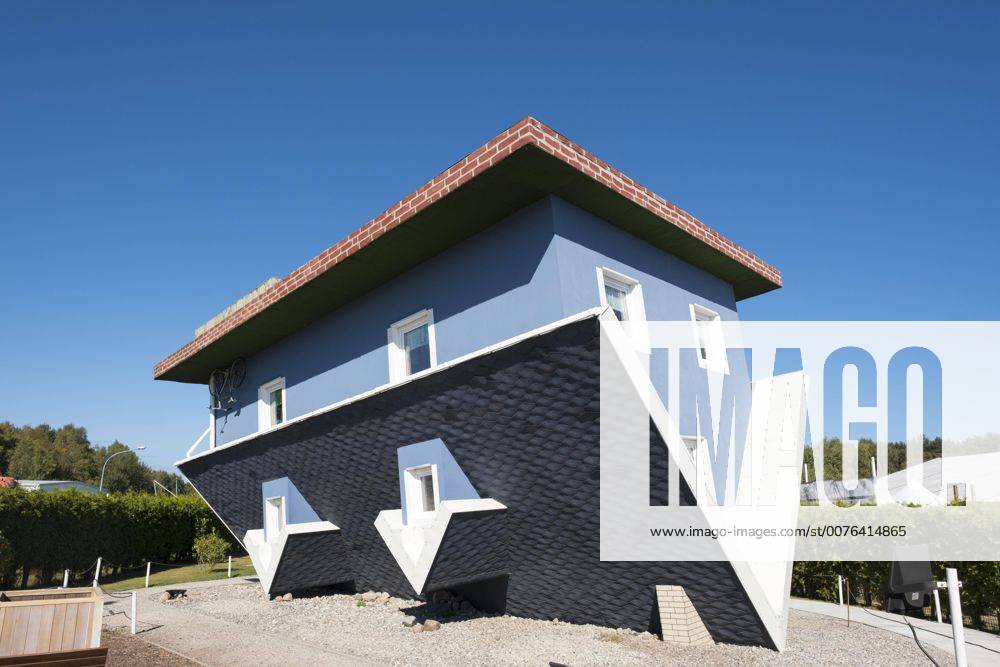 Umgekehrtes Haus, Welt steht Kopf, Trassenheide, Usedom, Mecklenburg-Vorpommern, Deutschland, Europa