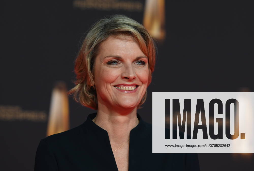 Moderatoren Marietta Slomka kommt zur Gala und Verleihung des Deutschen Fernsehpreis in Köln.