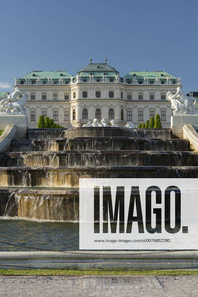 Brunnen vor dem Schloss Belvedere, 3. Bezirk Landstrasse, Wien, Österreich