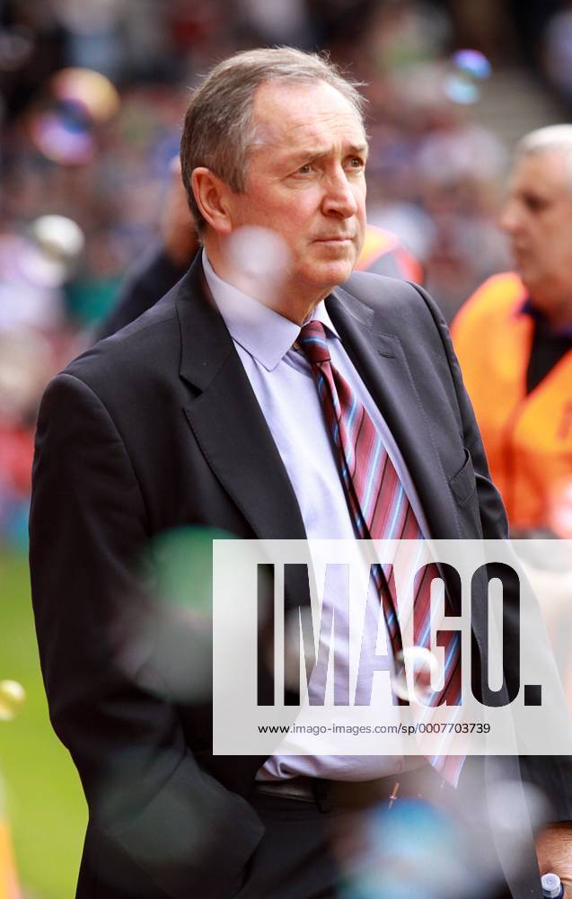 Football - Premier League - West Ham United vs. Aston Villa Gerard Houllier Aston Villa Manager