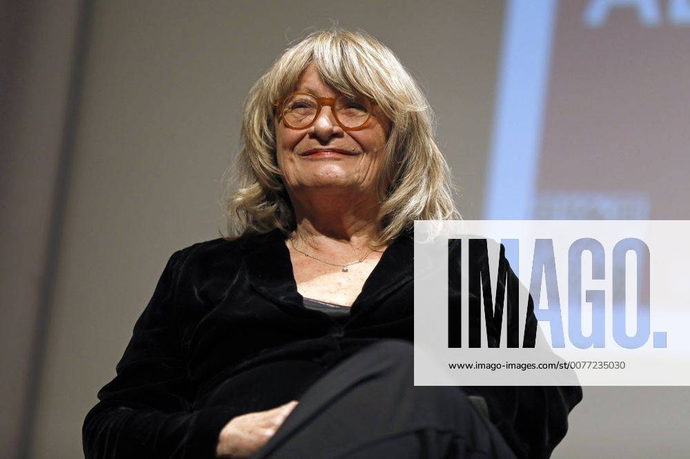 Alice Schwarzer bei einem Podiumsgespräch im Rahmen der Vortragsreihe Sexualität & Recht in der Aula 2 im Hauptgebäude der Universität zu Köln. Köln, 09.02.2017 Foto:xC.xFuturexImage