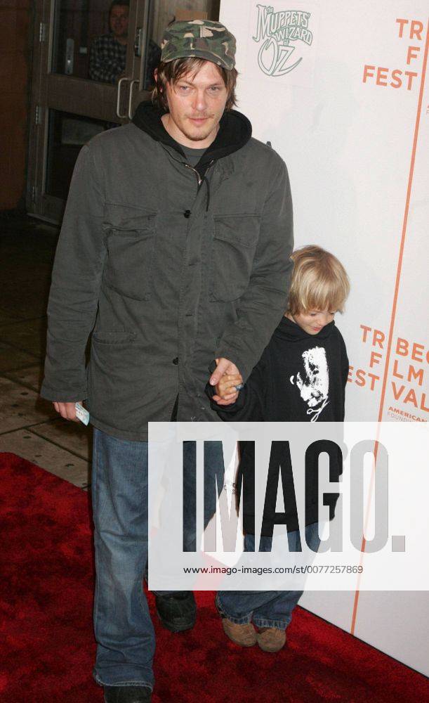 Apr 27, 2005; New York, NY, USA; Actor NORMAN REEDUS & son MINGUS at the New York premiere of The Muppets Wizard of Oz at The Fourth Annual Tribeca Film Festival held at the Tribeca Performing Arts Center. Mandatory - ZUMA 20050427_kas_k03_050