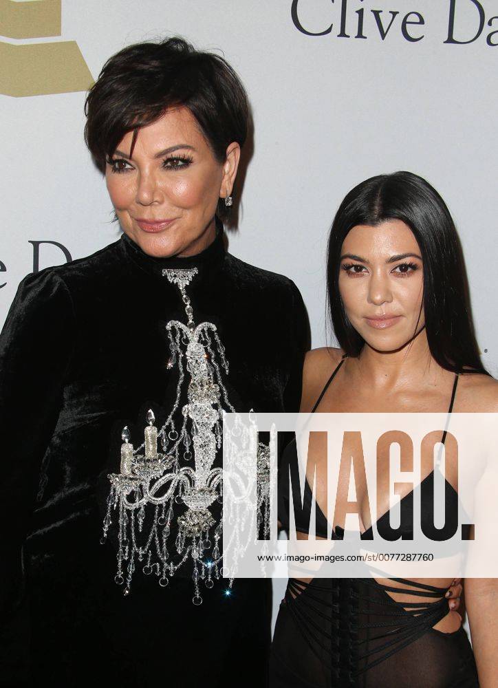 Beverly Hills, CA, United States - 11 February 2016 - Beverly Hills, California - Kris Jenner, Kourtney Kardashian. Pre-GRAMMY Gala and Salute to Industry Icons Honoring Debra Lee held at The Beverly Hilton Hotel. Photo Credit: Faye Sadou AdMedia Beverly Hills United States - ZUMAa123 20170211_zaa_a123_218