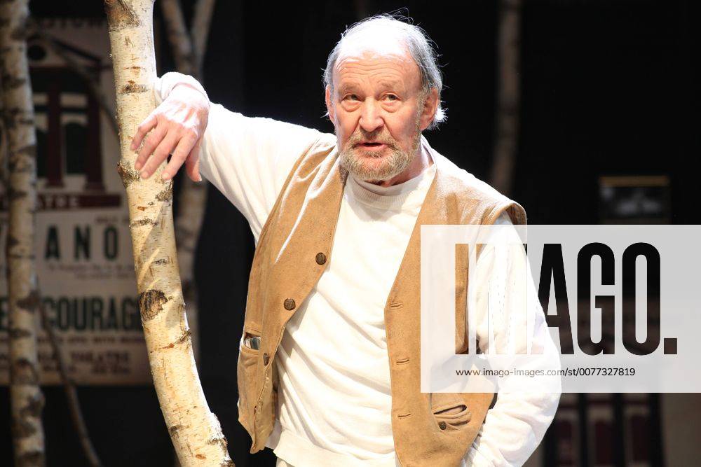 Hamburg Michael Mendl Fotoprobe Haus auf dem Land im St. Pauli Theater Hamburg am 14.2.2017