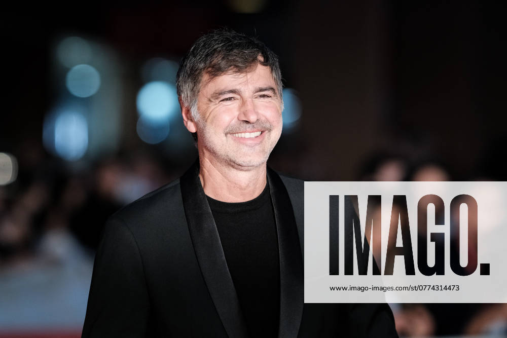 Beppe Convertini attends the red carpet for Fino alla fine during the 19th Rome Film Festival at Auditorium Parco Della Musica in Rome. Rome Italy - ZUMAs197 20241018_aaa_s197_935