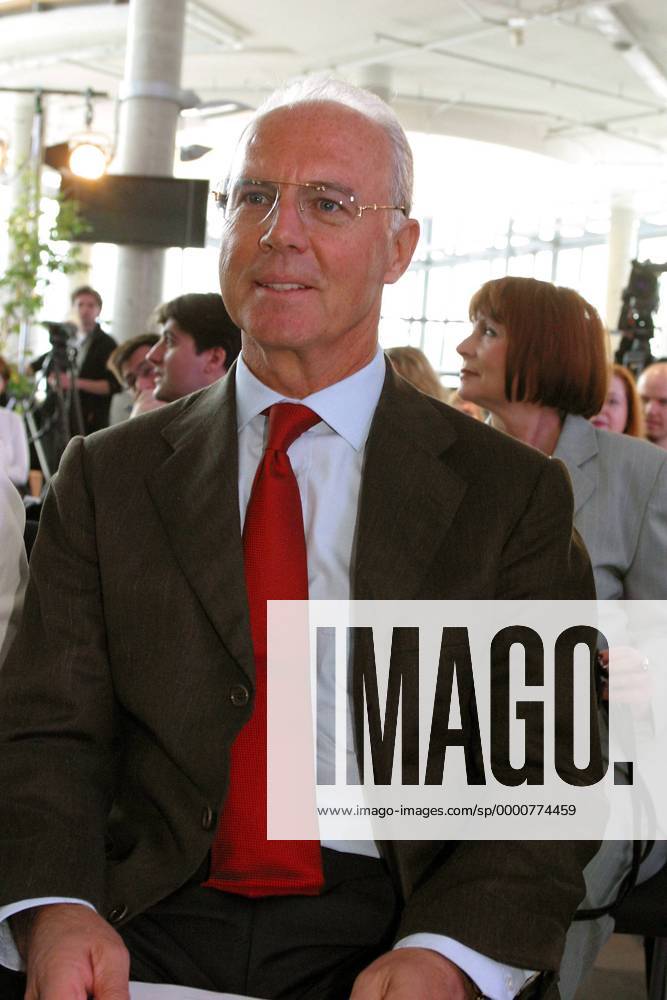 Jurymitglied Franz Beckenbauer (Deutschland) Fußball Herren Laureus World Sports Award 2003, Nominierung, Sportlerwahl Einzelbild Sportoscar, Award, Awards, Sport, Sports Berlin