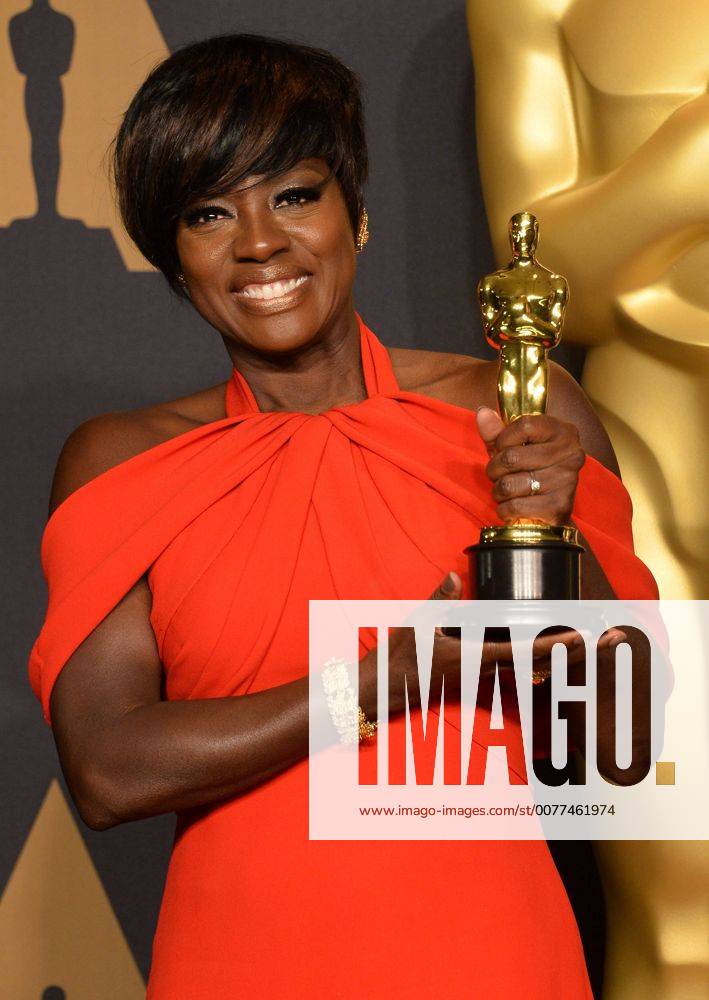 Actress Viola Davis, winner of the award for Actress in a Supporting Role for Fences , appears backstage during the 89th annual Academy Awards at Loews Hollywood Hotel in the Hollywood section of Los Angeles on February 26, 2017. LAP20170226913 JIMxRUYMEN