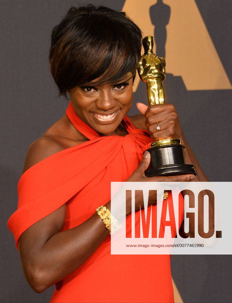Actress Viola Davis, winner of the award for Actress in a Supporting Role for Fences , appears backstage during the 89th annual Academy Awards at Loews Hollywood Hotel in the Hollywood section of Los Angeles on February 26, 2017. LAP20170226915 JIMxRUYMEN