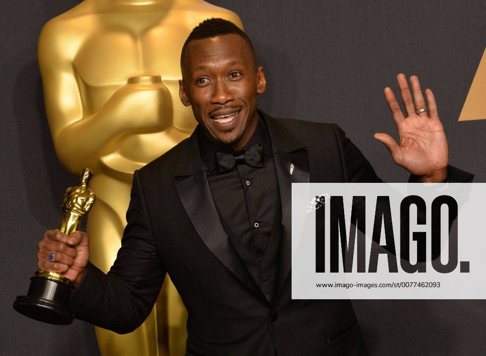 Actor Mahershala Ali, winner of the award for Actor in a Supporting Role for Moonlight , appears backstage during the 89th annual Academy Awards at Loews Hollywood Hotel in the Hollywood section of Los Angeles on February 26, 2017. LAP20170226951 JIMxRUYMEN
