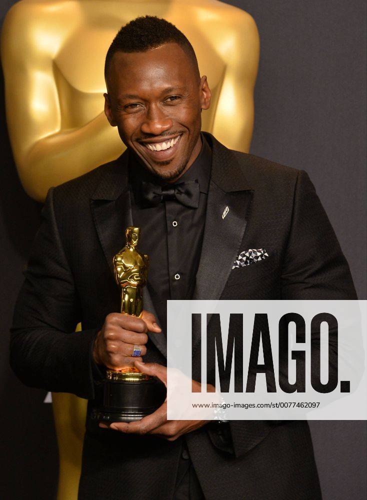 Actor Mahershala Ali, winner of the award for Actor in a Supporting Role for Moonlight , appears backstage during the 89th annual Academy Awards at Loews Hollywood Hotel in the Hollywood section of Los Angeles on February 26, 2017. LAP20170226955 JIMxRUYMEN