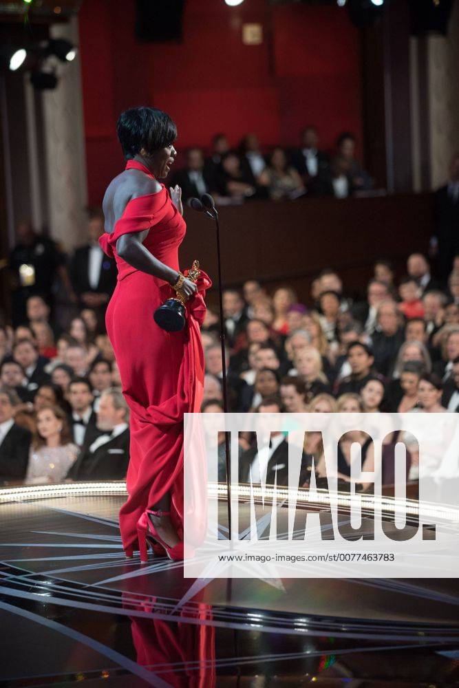 Feb 26, 2017 - Hollywood, California, U.S - VIOLA DAVIS accepts the Oscar® for Performance by an actress in a supporting role, for her role in Fences during the live ABC Telecast of The 89th Oscars® at the Dolby® Theatre in Hollywood, CA on Sunday, February 26, 2017. Hollywood U.S - ZUMAz03_ 20170226_sho_z03_537