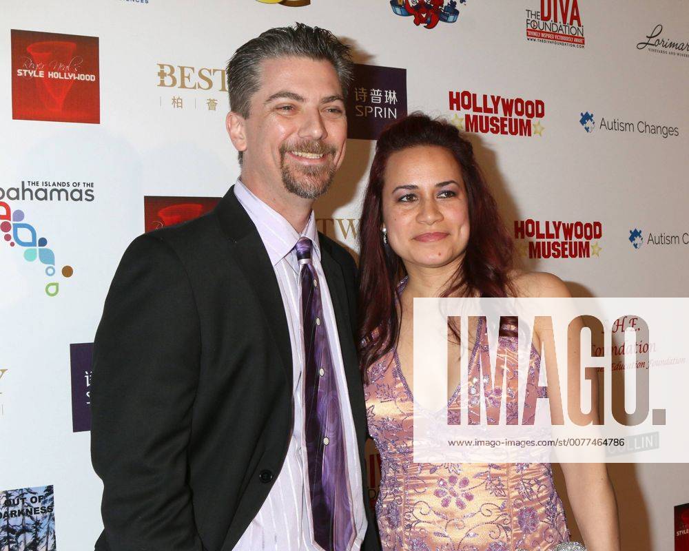 LOS ANGELES - FEB 26: Jeremy Miller, guest at the Style Hollywood Oscar Viewing Dinner at Hollywood Museum on February 26, 2017 in Los Angeles, CA