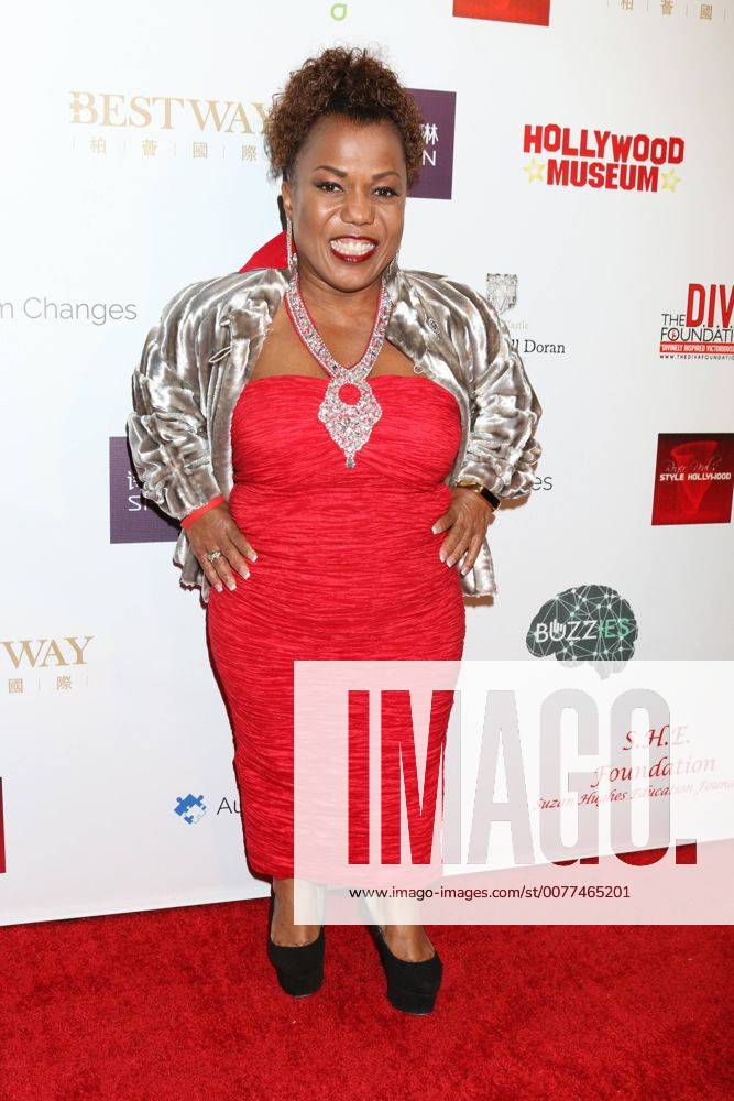 LOS ANGELES - FEB 26: Tonya Renee Banks at the Style Hollywood Oscar Viewing Dinner at Hollywood Museum on February 26, 2017 in Los Angeles, CA