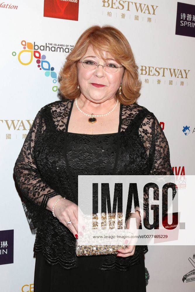 LOS ANGELES - FEB 26: Patrika Darbo at the Style Hollywood Oscar Viewing Dinner at Hollywood Museum on February 26, 2017 in Los Angeles, CA