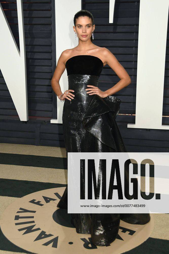 Beverly Hills, CA, United States - 26 February 2017 - Beverly Hills, California - Sara Sampaio. 2017 Vanity Fair Oscar Party held at the Wallis Annenberg Center. Photo Credit: AdMedia Beverly Hills United States - ZUMAa123 20170226_zaa_a123_1588