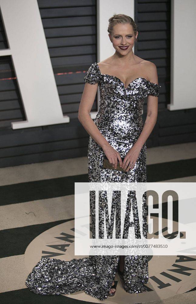 Beverly Hills, California, U.S - Teresa Palmer on the red carpet at the 2017 Vanity Fair Oscar Party held at the Wallis Annenberg Center in Beverly Hills, California, Sunday February 26, 2017. JAVIER ROJAS PI Beverly Hills U.S. - ZUMAp124 20170227_zaa_p124_140