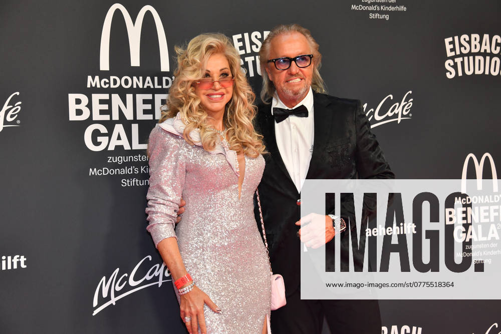 Bilder des Jahres 2024, Entertainment 10 Oktober Entertainment Themen der Woche KW43 Carmen und Robert Geiss 19. McDonaldÂ s Benefiz Gala zugunsten der McDonaldÂ s Kinderhilfe Stiftung Eisbach Studios München 26. Oktober 2024