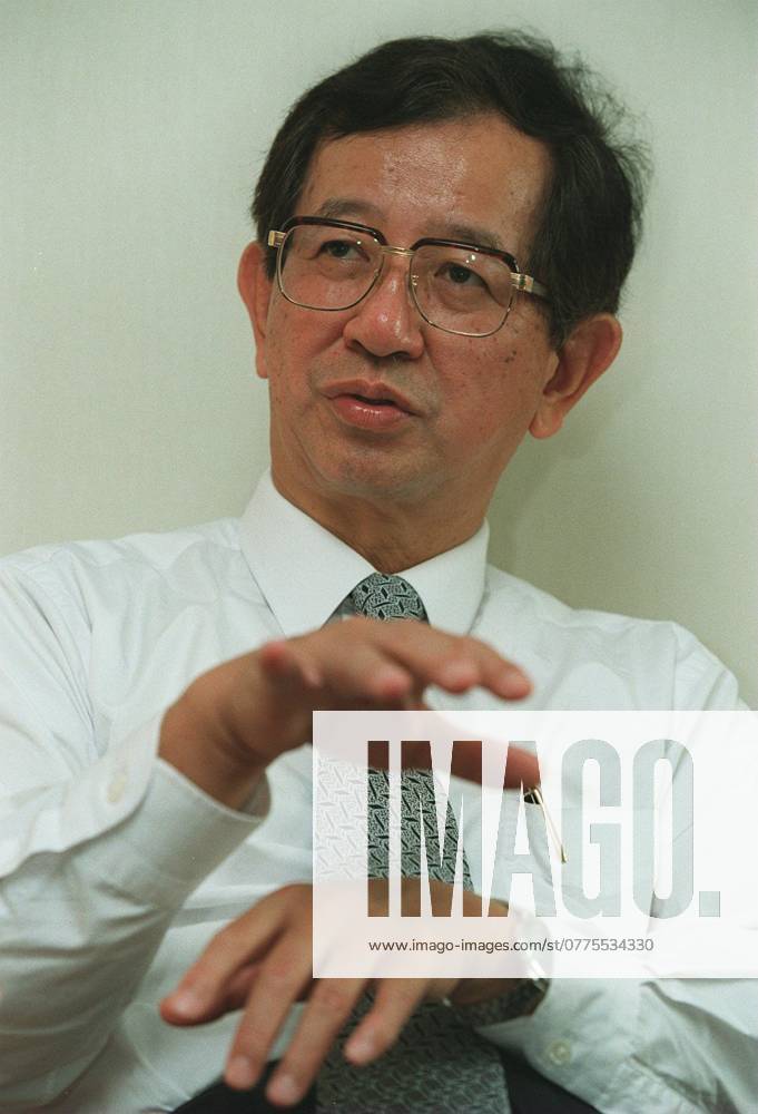 Interview with Taiwanese Nobel Prize winner Professor Lee Yuan-tseh at HK Hotel, TST. 23 sep 99 HONG KONG CHINA