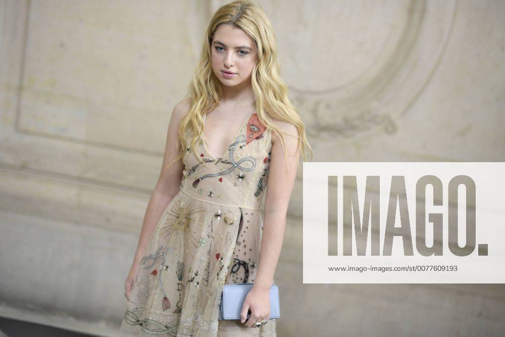 Valentin Paoli Starface 2017-03-03 Paris France Paris Fashion Week. Defile PAP Automne-hiver 2017 DIOR. Arrivees. Paris Fashion Week. Arrivals at Dior Show. Gallagher, Anais