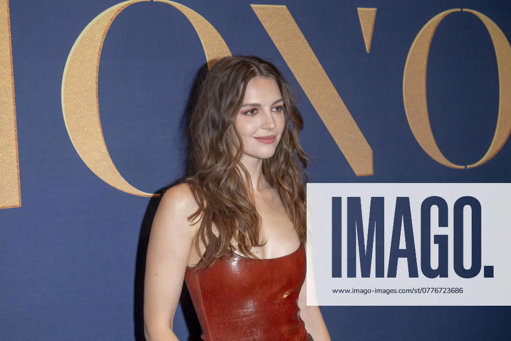 Ella Hunt attends the 2024 WWD Honors at Cipriani South Street. New York United States - ZUMAs197 20241029_aaa_s197_113