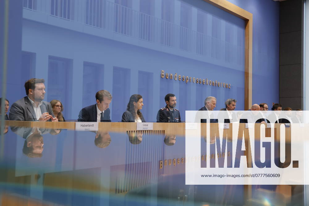 Deutschland, Berlin, Bundespressekonferenz, Thema: Regierungspressekonferenz