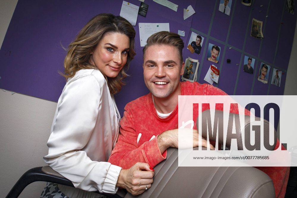 Claudelle Deckert und Benjamin Heinrich beim exklusiven Photoshooting am Set der 5555. Folge der RTL TV-Serie Unter uns in den MMC Studios. Köln, 09.12.2016 Foto:xC.xFuturexImage