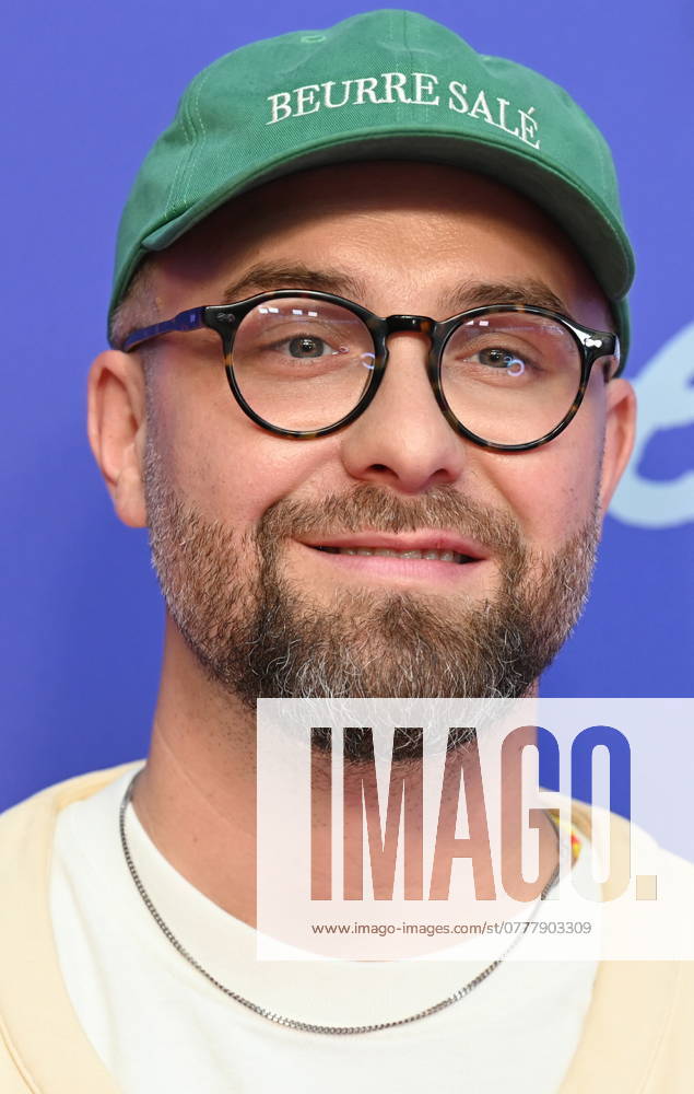 Sänger Mark Forster, die deutsche Stimme von Branch kommt zur Premiere vom Animaltion Film Trolls 3 - Gemeinsam stark der am 19.10.2023 in die Kinos kommt.
