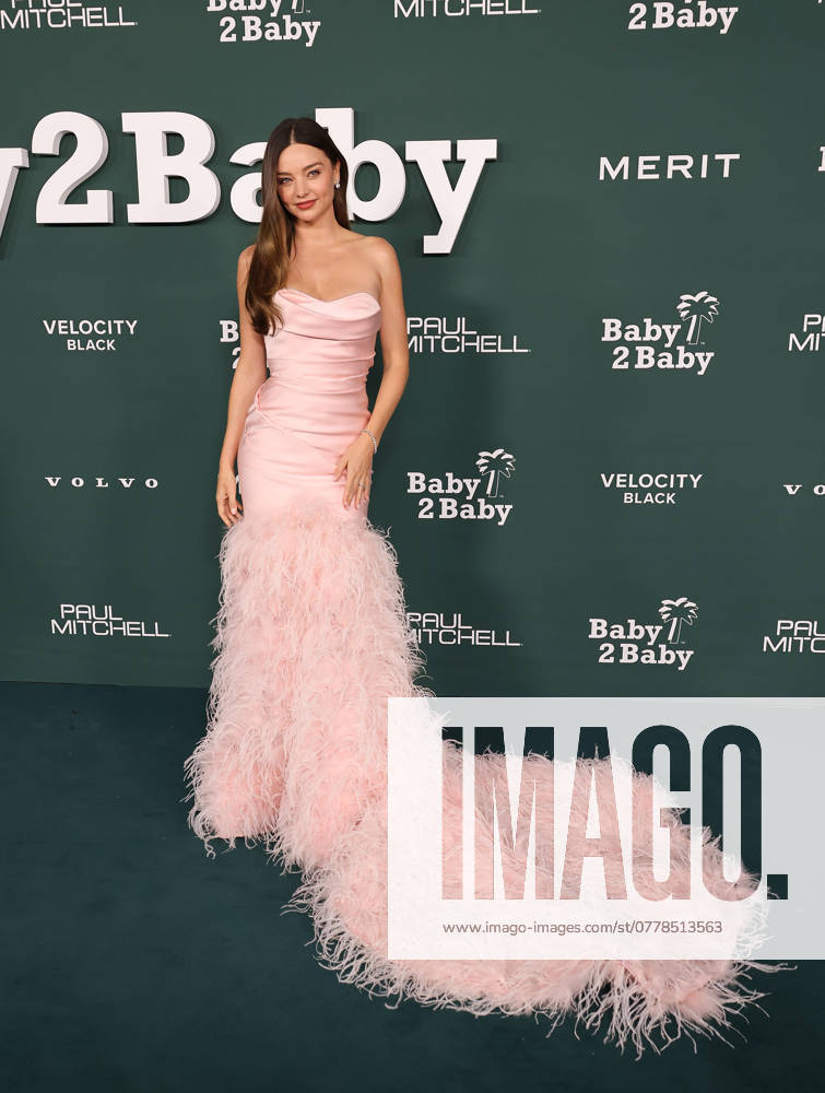 2024 Baby2Baby Gala - Arrivals Miranda Kerr attends the 2024 Baby2Baby Gala at Pacific Design Center on November 09, 2024 in West Hollywood, California. Los Angeles Pacific Design Center CA USA