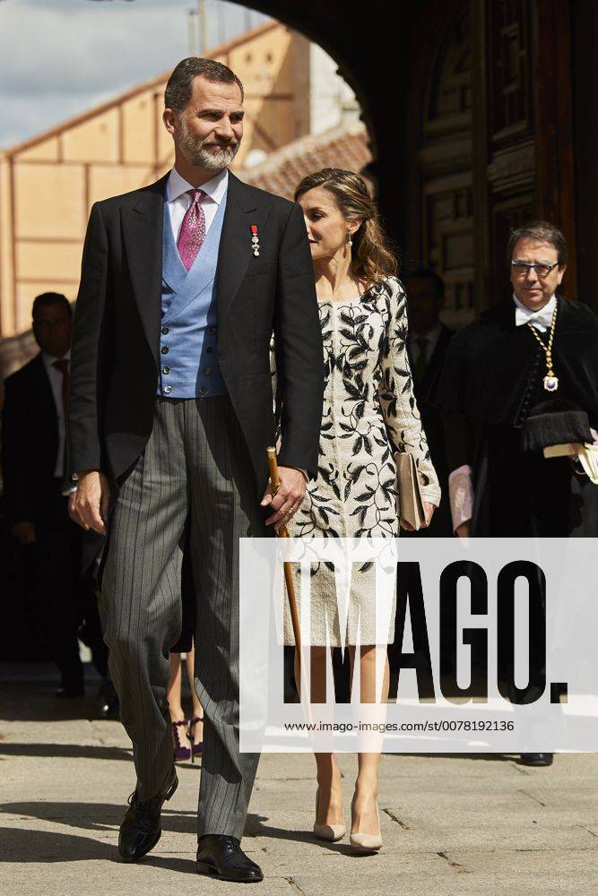 Alcala De Henares, Madrid, Spain - King Felipe VI of Spain, Queen Letizia of Spain attended Cervantes Award to Eduardo Mendoza at the Alcala de Henares University on April 20, 2017 in Alcala de Henares, near of Madrid, Spain Alcala De Henares Spain - ZUMAg15_ 20170420_zaf_g15_008