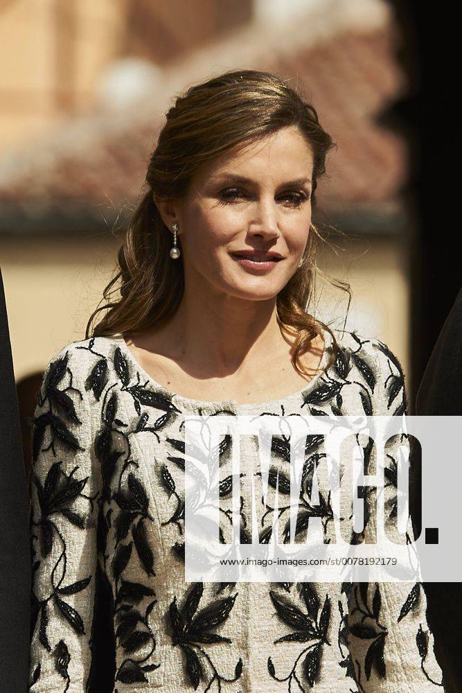 Alcala De Henares, Madrid, Spain - King Felipe VI of Spain, Queen Letizia of Spain attended Cervantes Award to Eduardo Mendoza at the Alcala de Henares University on April 20, 2017 in Alcala de Henares, near of Madrid, Spain Alcala De Henares Spain - ZUMAg15_ 20170420_zaf_g15_011