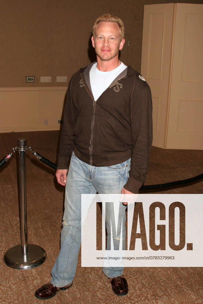 Ian Ziering at the Beverly Hills 90210 and Melrose Place First Season DVD Launch. Beverly Hilton Hotel, Beverly Hills, CA. 11-03-06 , 11495734.jpg, famous, fame, celebrity, star, event, entertainment, person, people, popular, talent,