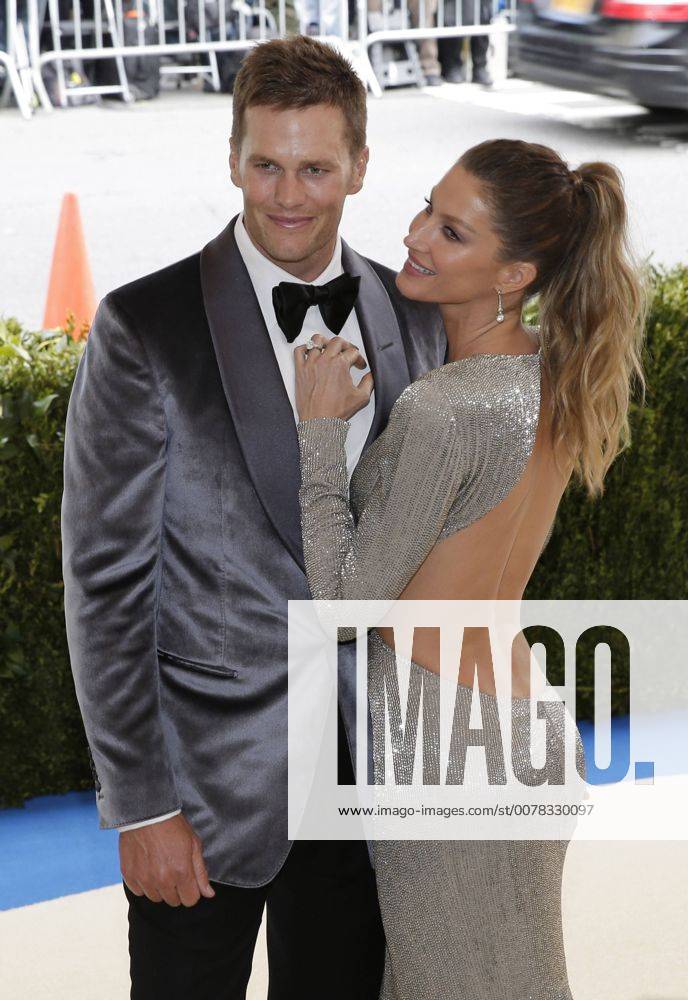 Tom Brady and Gisele Bundchen arrives on the red carpet at the Costume Institute Benefit at The Metropolitan Museum of Art celebrating the opening of Rei Kawakubo Comme des Garcons: Art of the In-Between in New York City on May 1, 2017. NYP20170501110 JOHNxANGELILLO